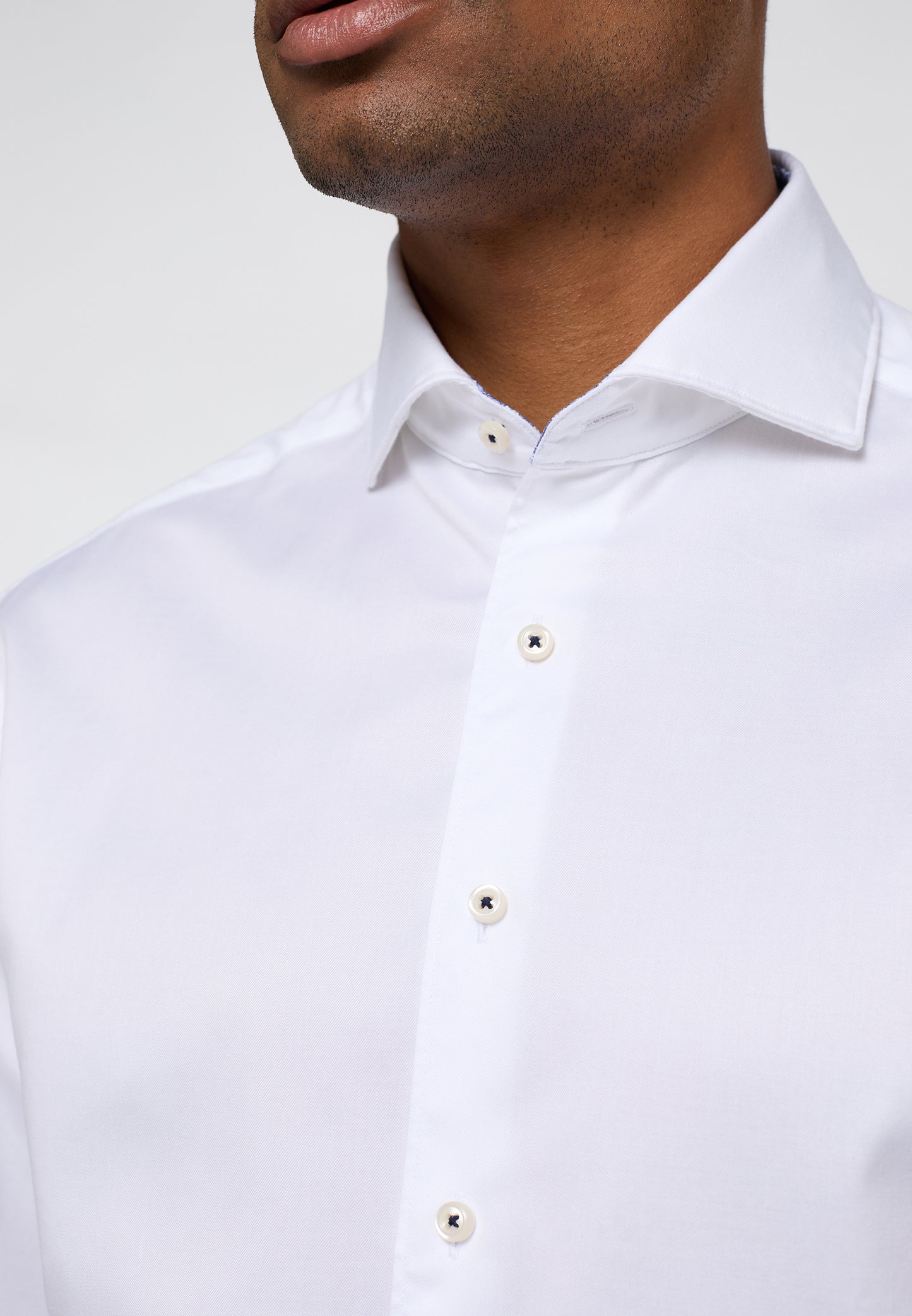 ETERNA LANGARM HEMD MODERN FIT SOFT LUXURY SHIRT WEISS MIT PATCHUNG