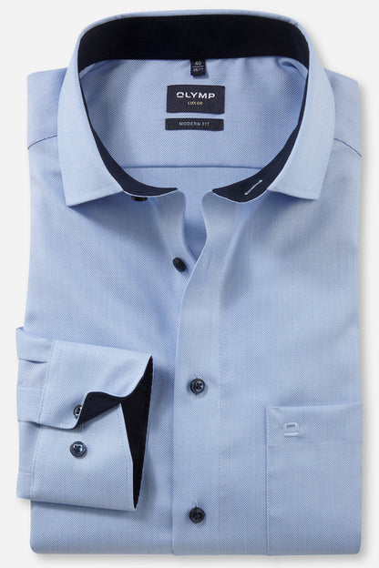 OLYMP NATTÉ LANGARM HEMD MODERN FIT HELLBLAU MIT PATCHUNG
