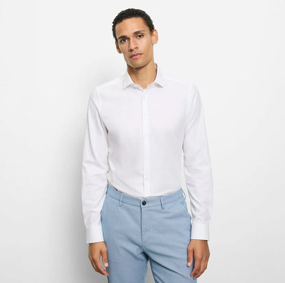 OLYMP LEVEL FIVE BODY FIT TWILL LANGARM HEMD WEISS