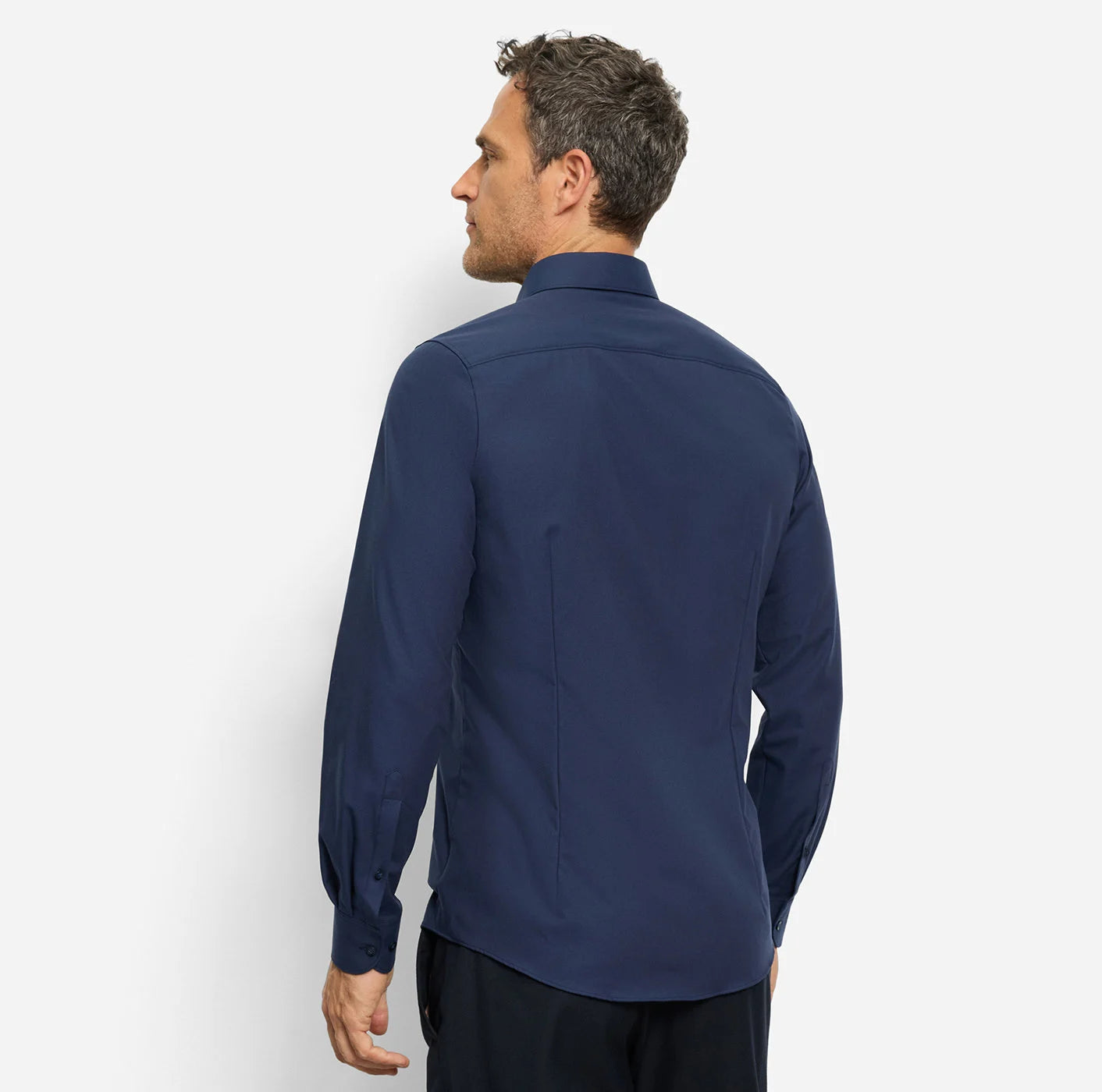 OLYMP LEVEL FIVE BODY FIT TWILL LANGARM HEMD MARINE