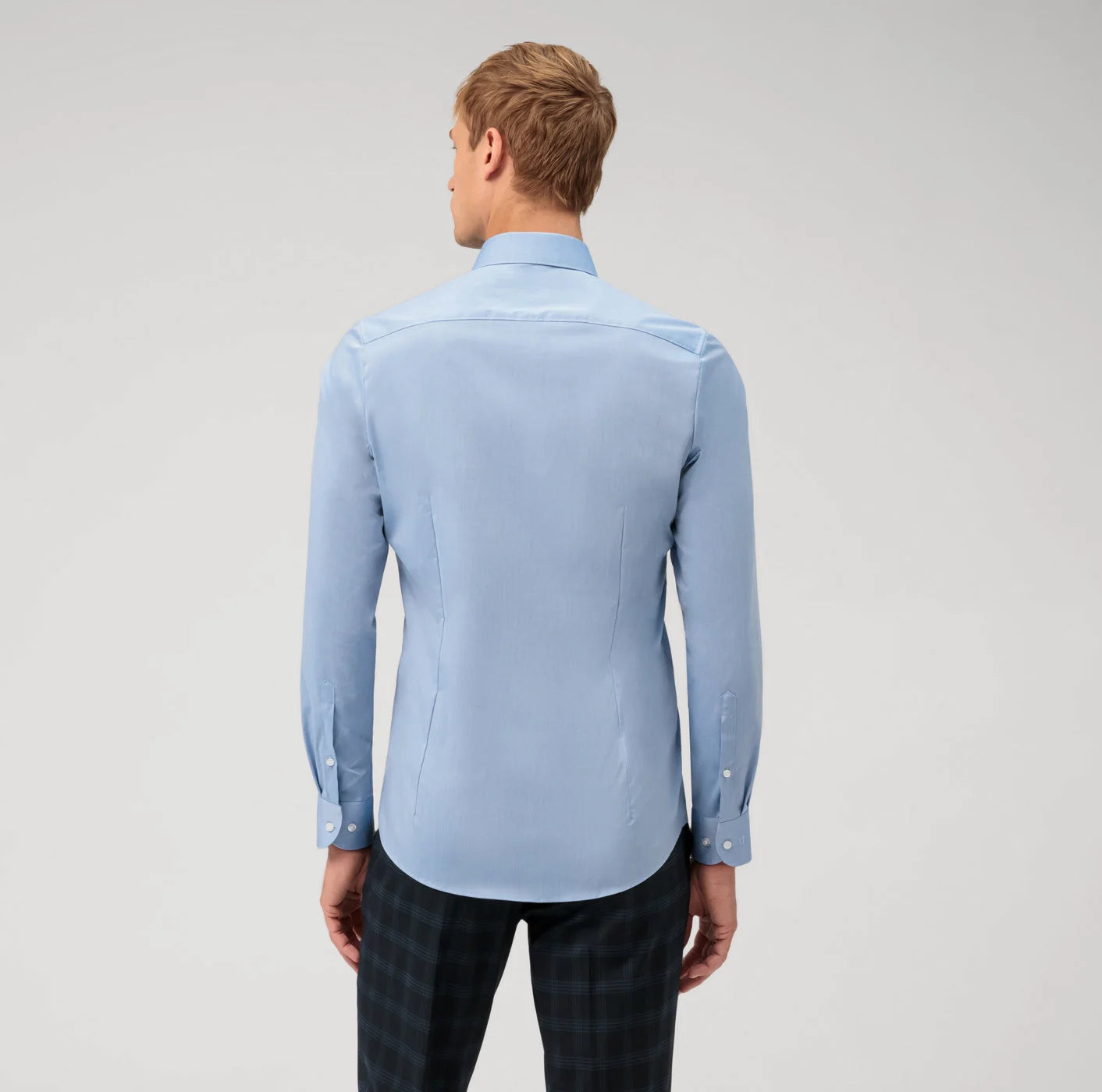OLYMP LEVEL FIVE BODY FIT CHAMBRAY LANGARM HEMD ROYALBLAU